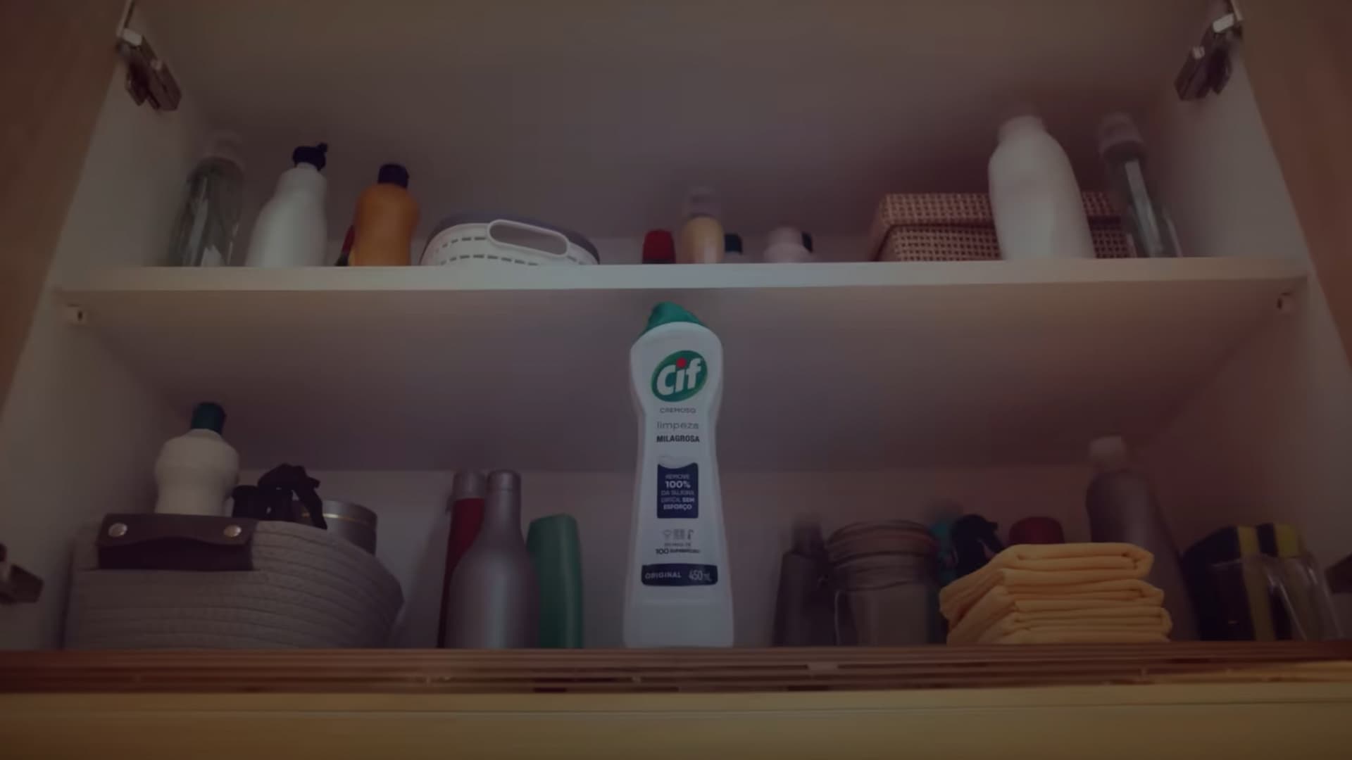 Відео до фільму Miracle Cleaning II | Cif Limpeza Milagrosa