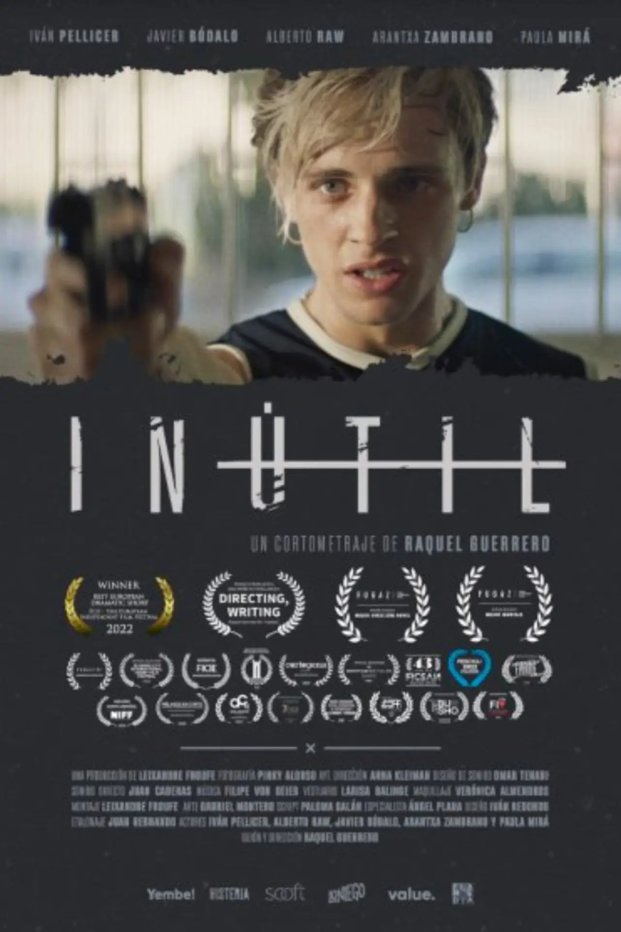 Постер до фільму "Inútil"