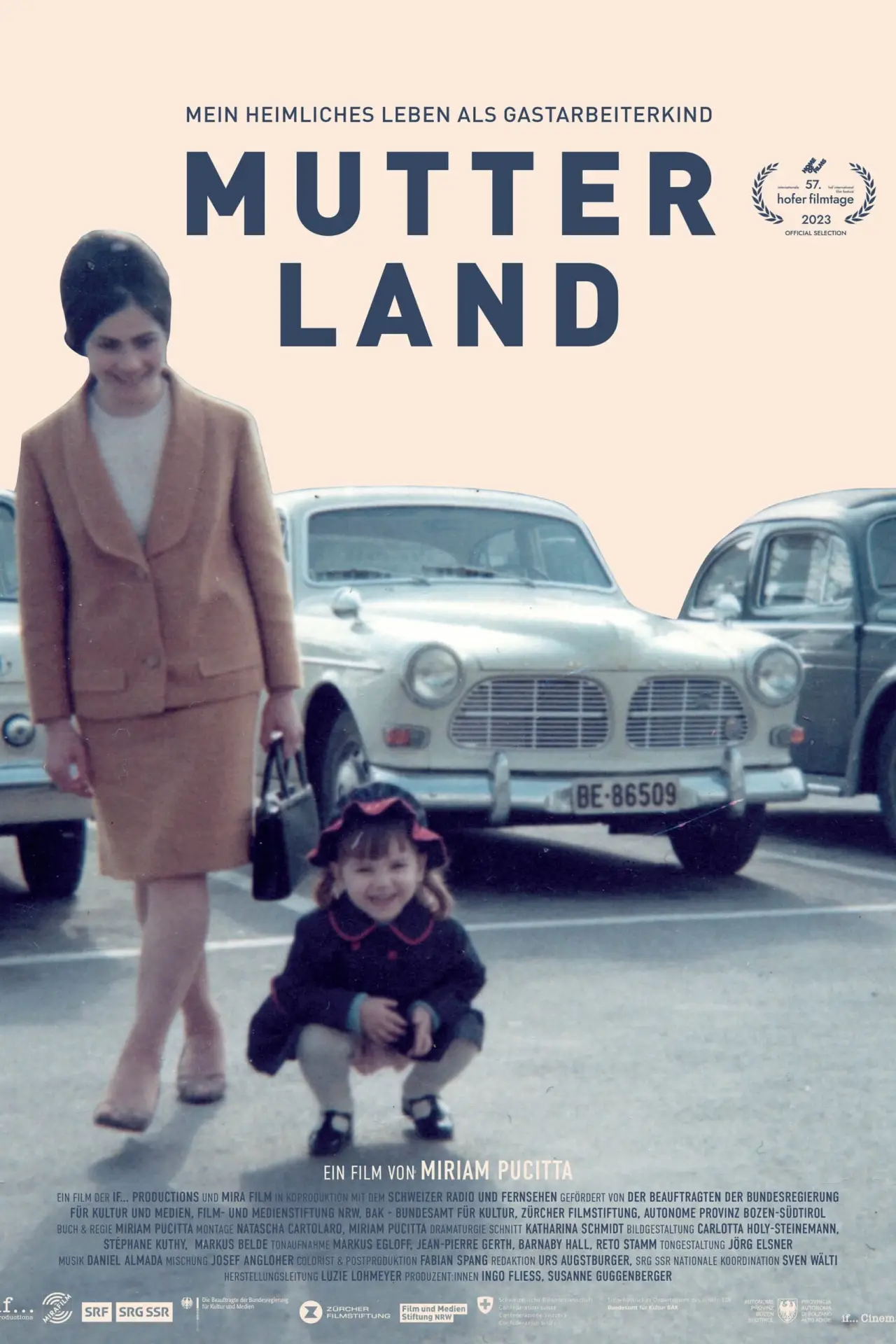 Постер до фільму "Mutterland"