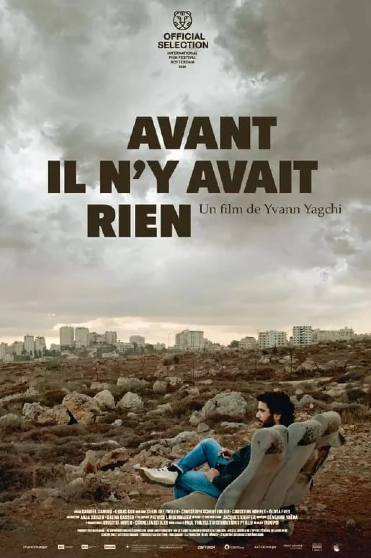 Постер до фільму "Avant, il n