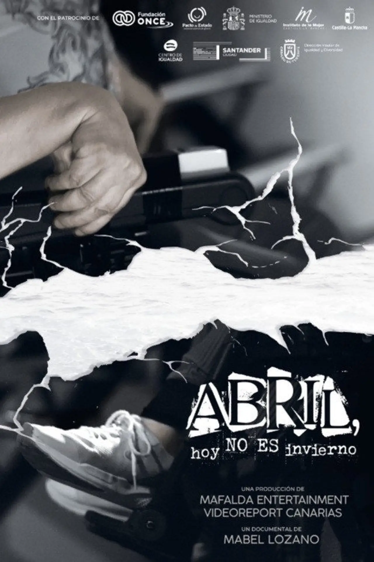 Постер до фільму "Abril, hoy no es invierno"