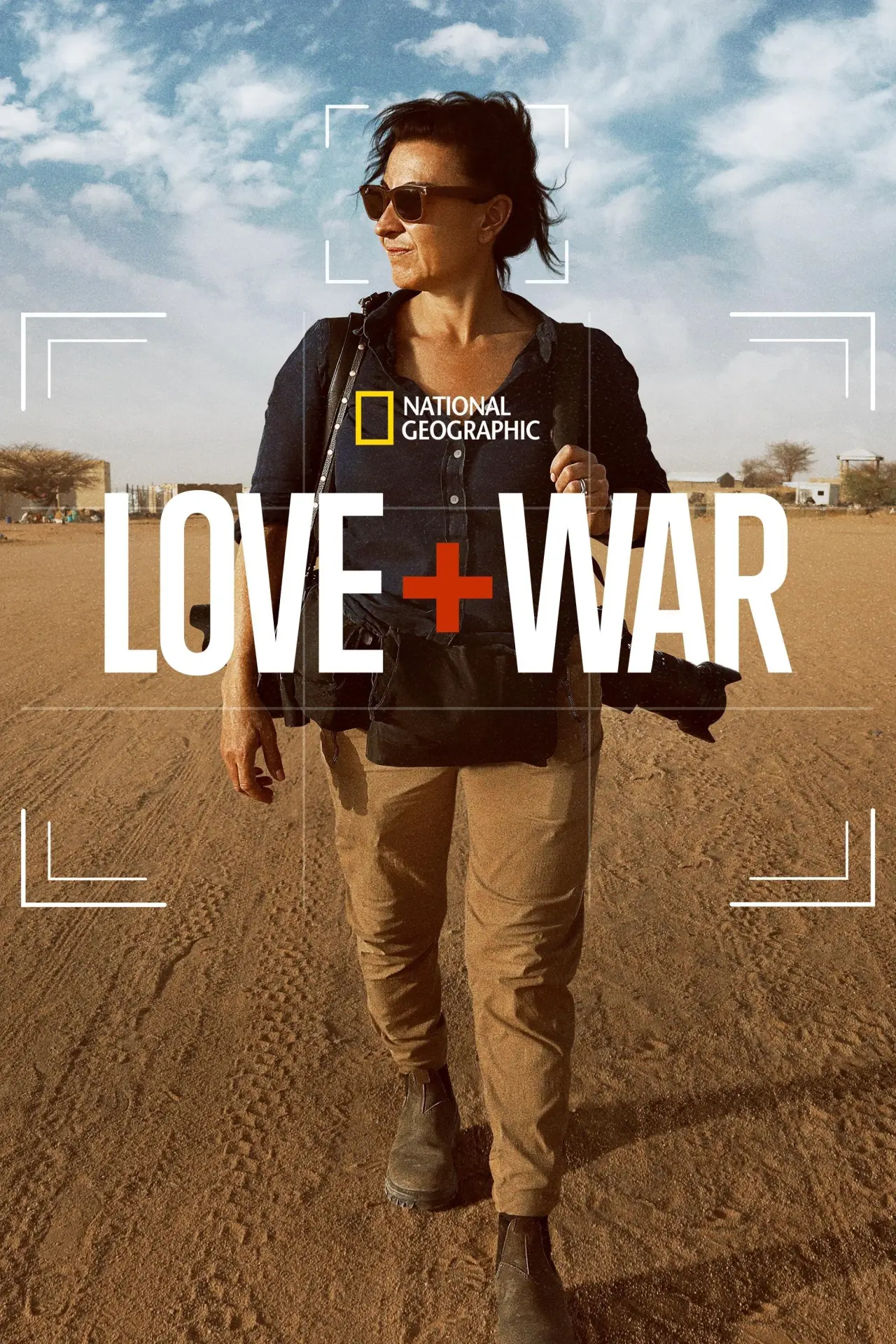 Постер до фільму "Love+War"