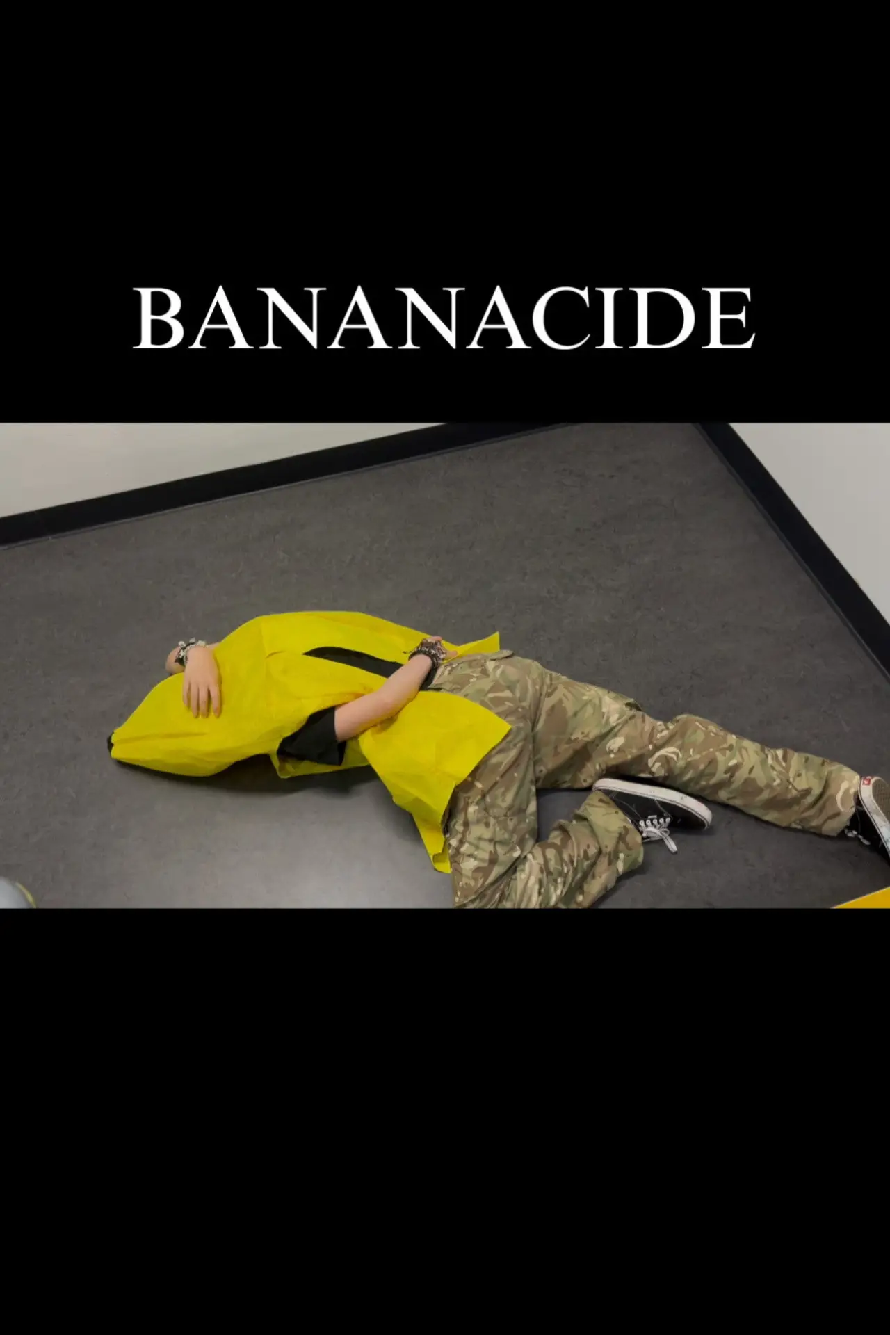 Постер до фільму "Bananaleak"
