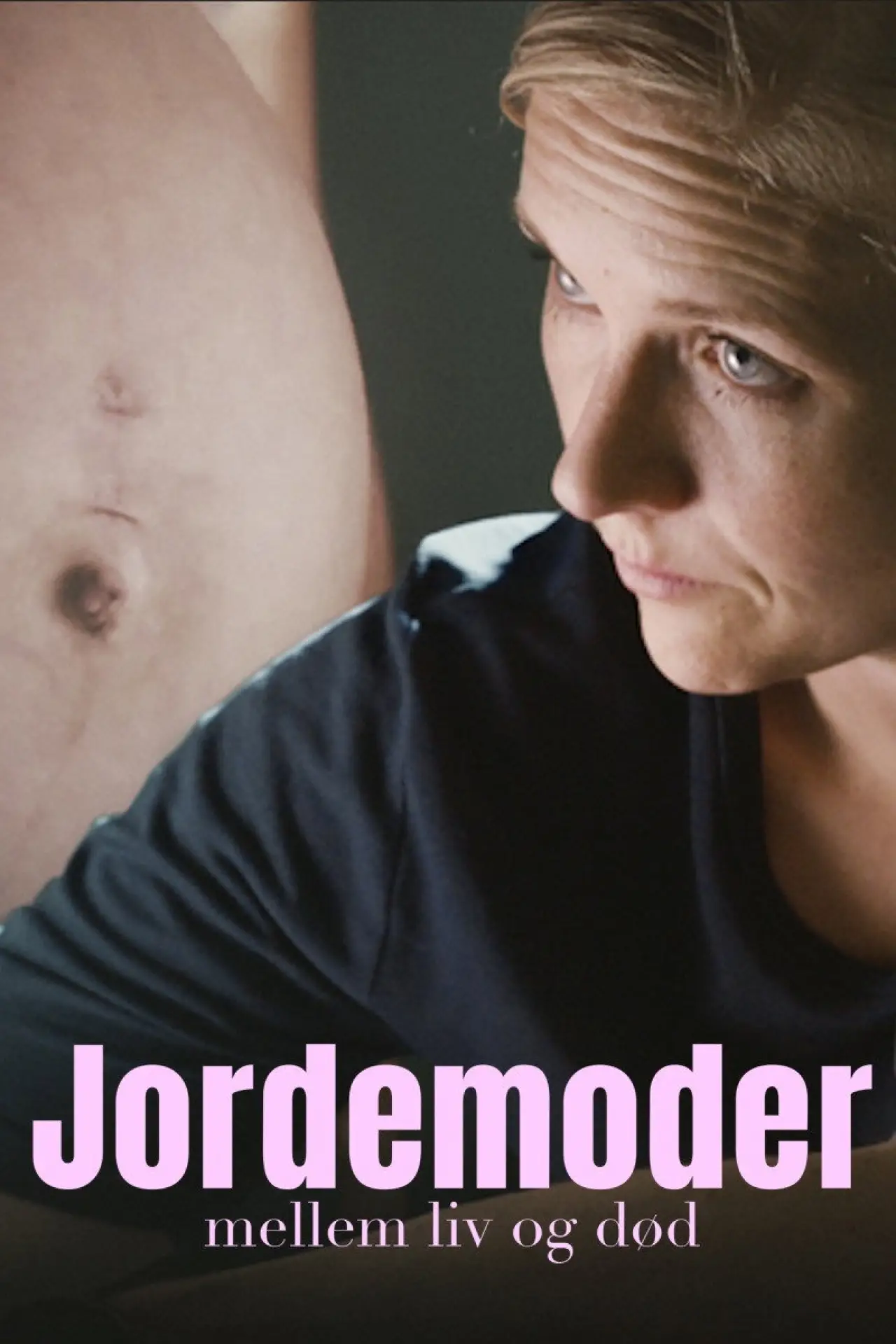 Постер до фільму "Jordemoder mellem liv og død"