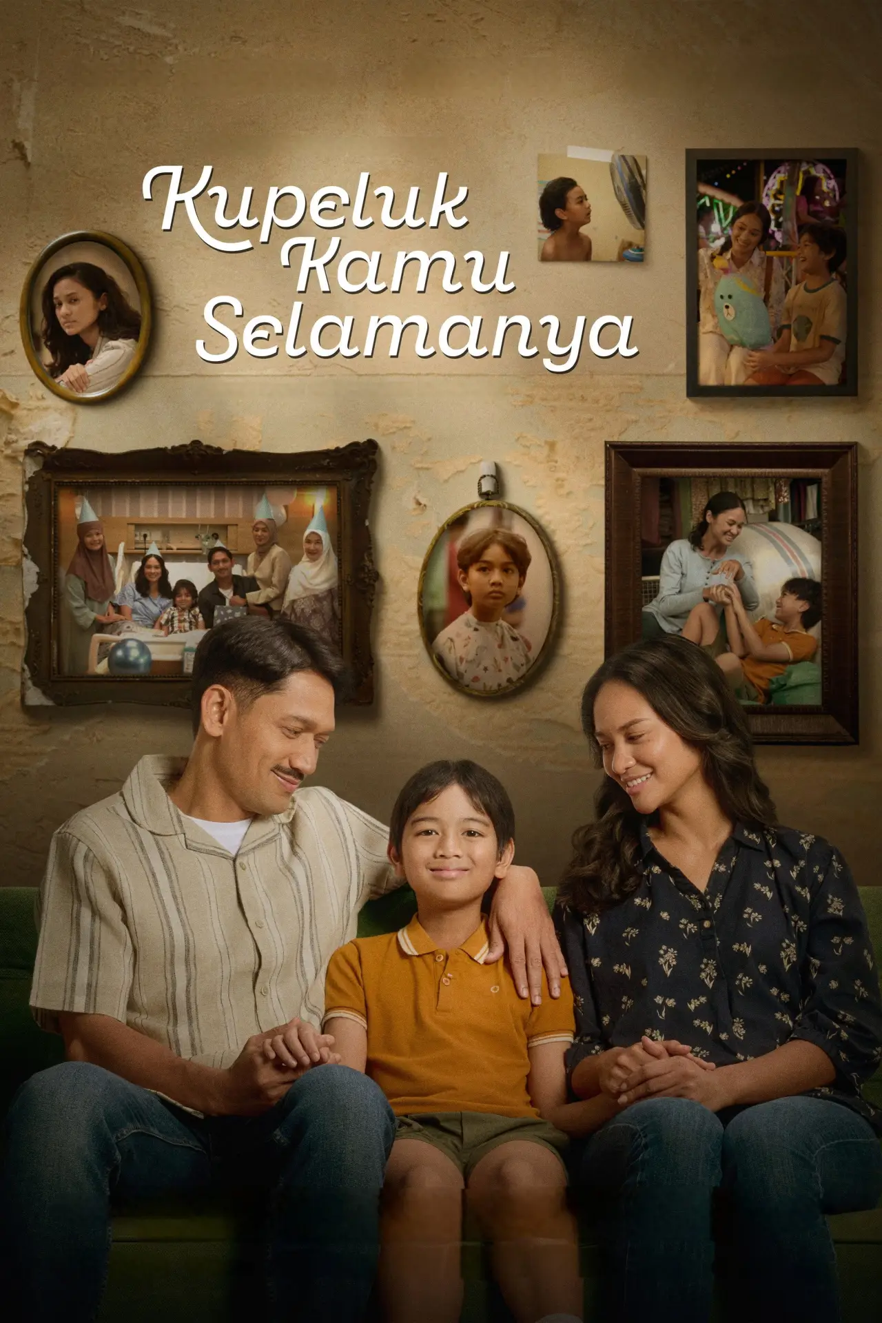 Постер до фільму "Kupeluk Kamu Selamanya"