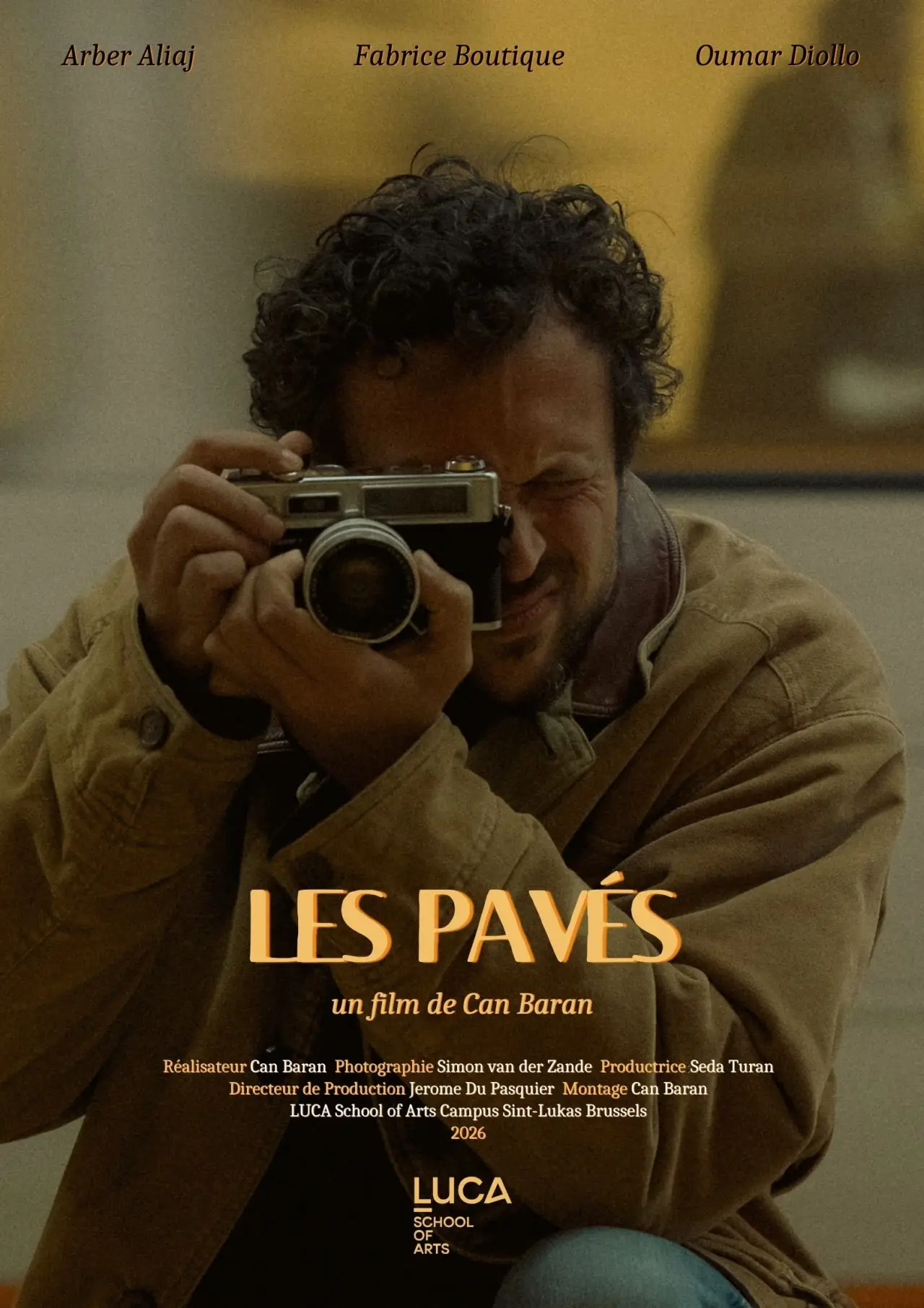 Постер до фільму "Les Pavés"