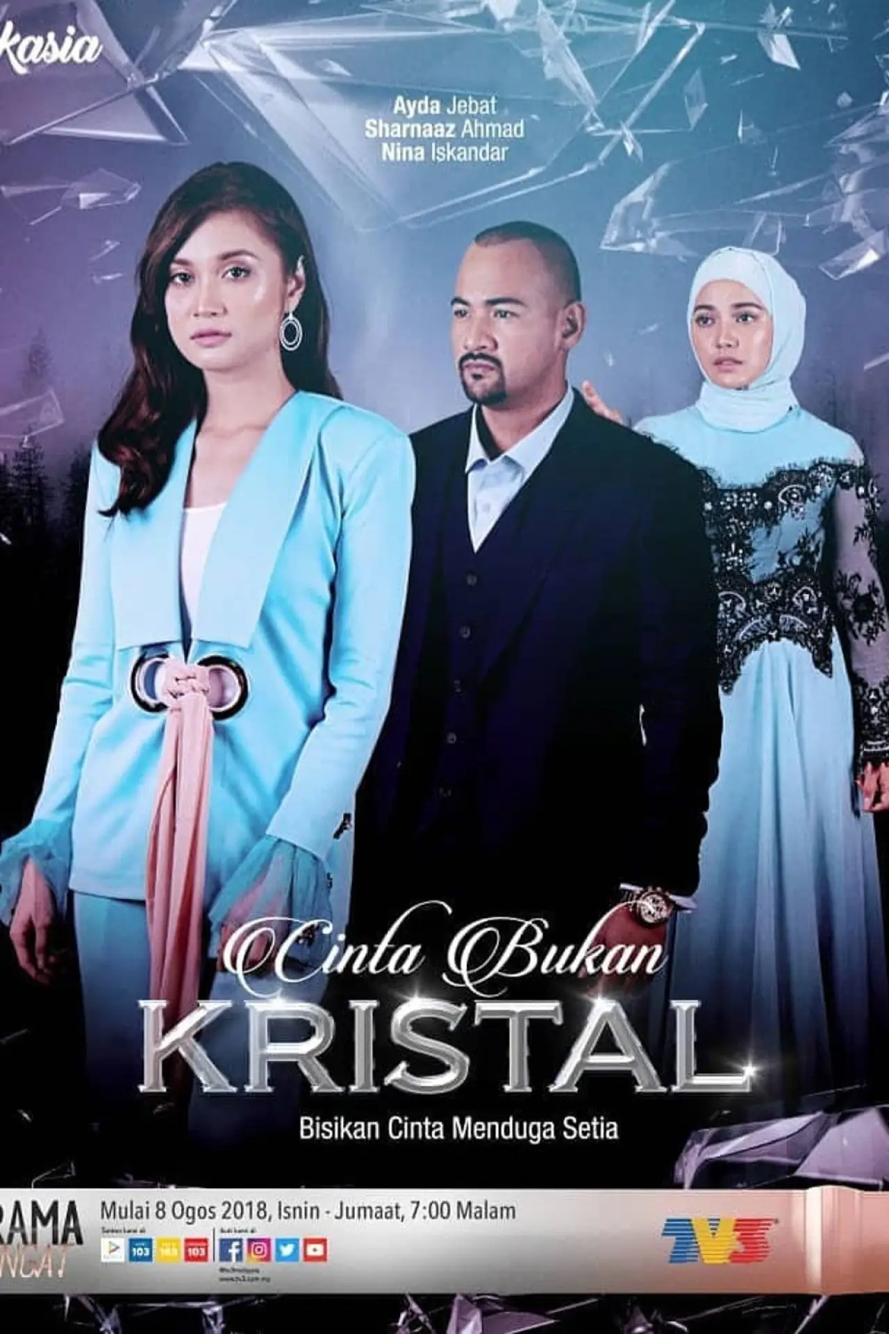 Постер до фільму "Cinta Bukan Kristal"
