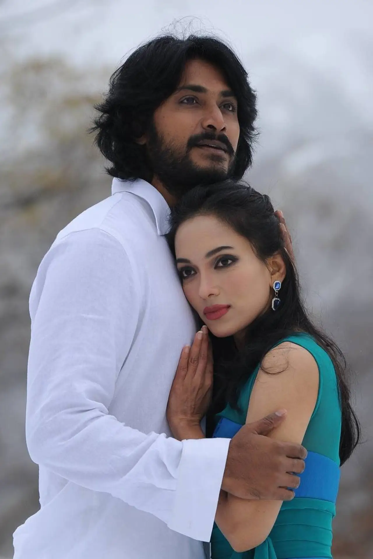 Постер до фільму "කන්දක් සේමා"