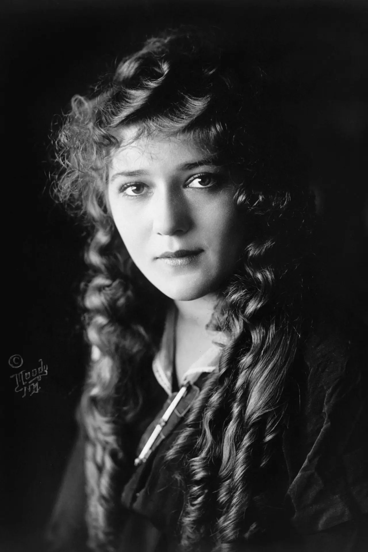 Постер до фільму "Mary Pickford"