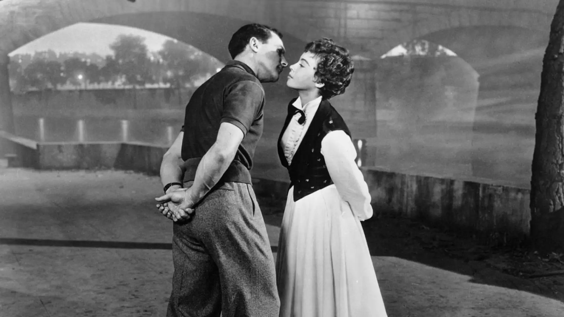 Відео до фільму Американець в Парижі — ‘An American in Paris’ Play by Play with Dave Karger | TCM Musical Matinee