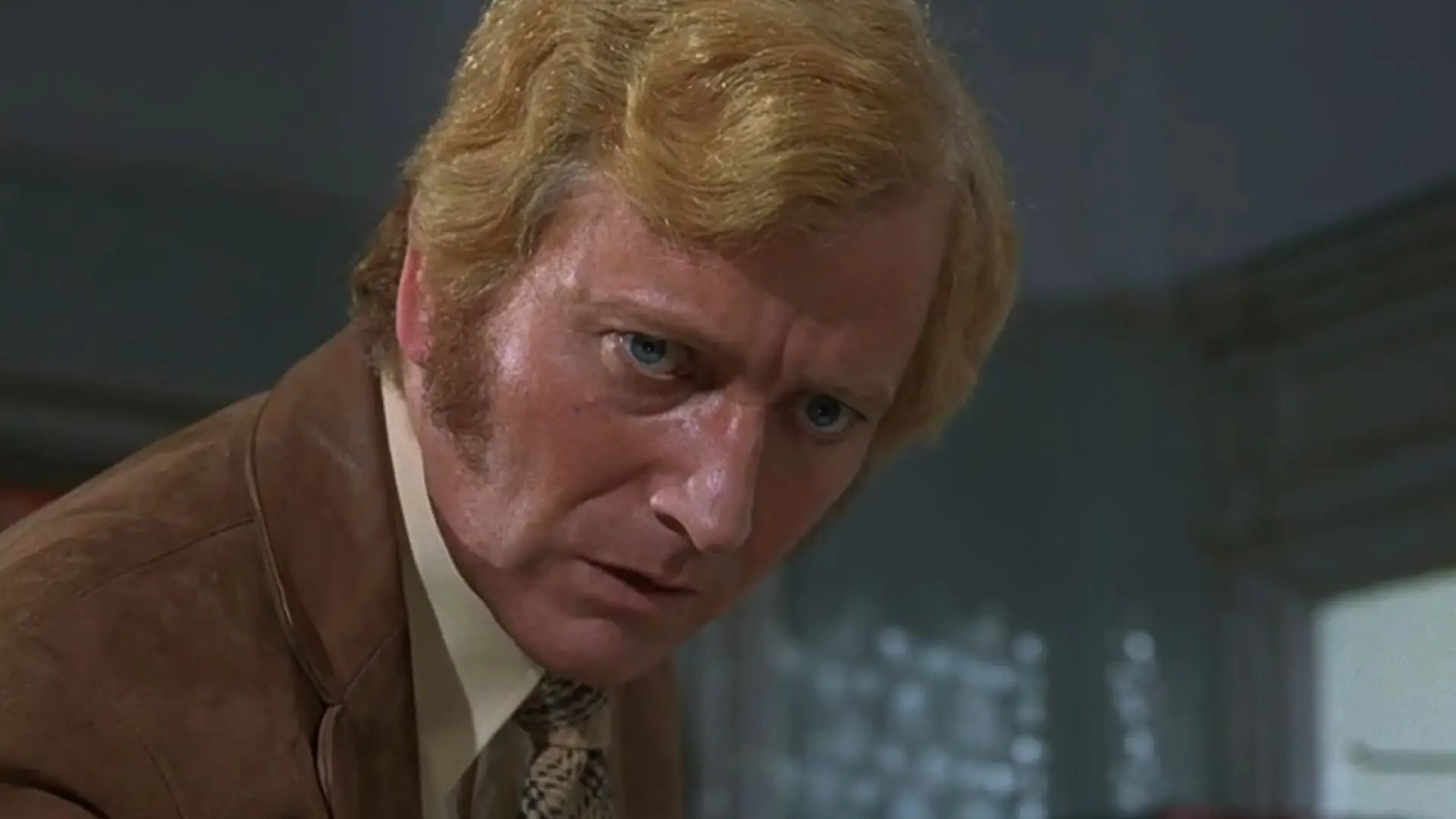 Відео до фільму Безумство — Opening Scene To "Frenzy" (1972) Hitchcock Presents