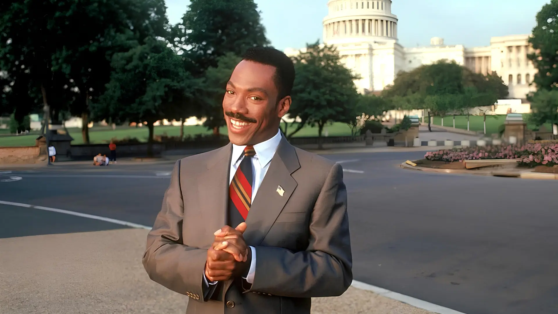 Відео до фільму Високоповажний джентельмен | The Distinguished Gentleman 1992 Trailer | Eddie Murphy