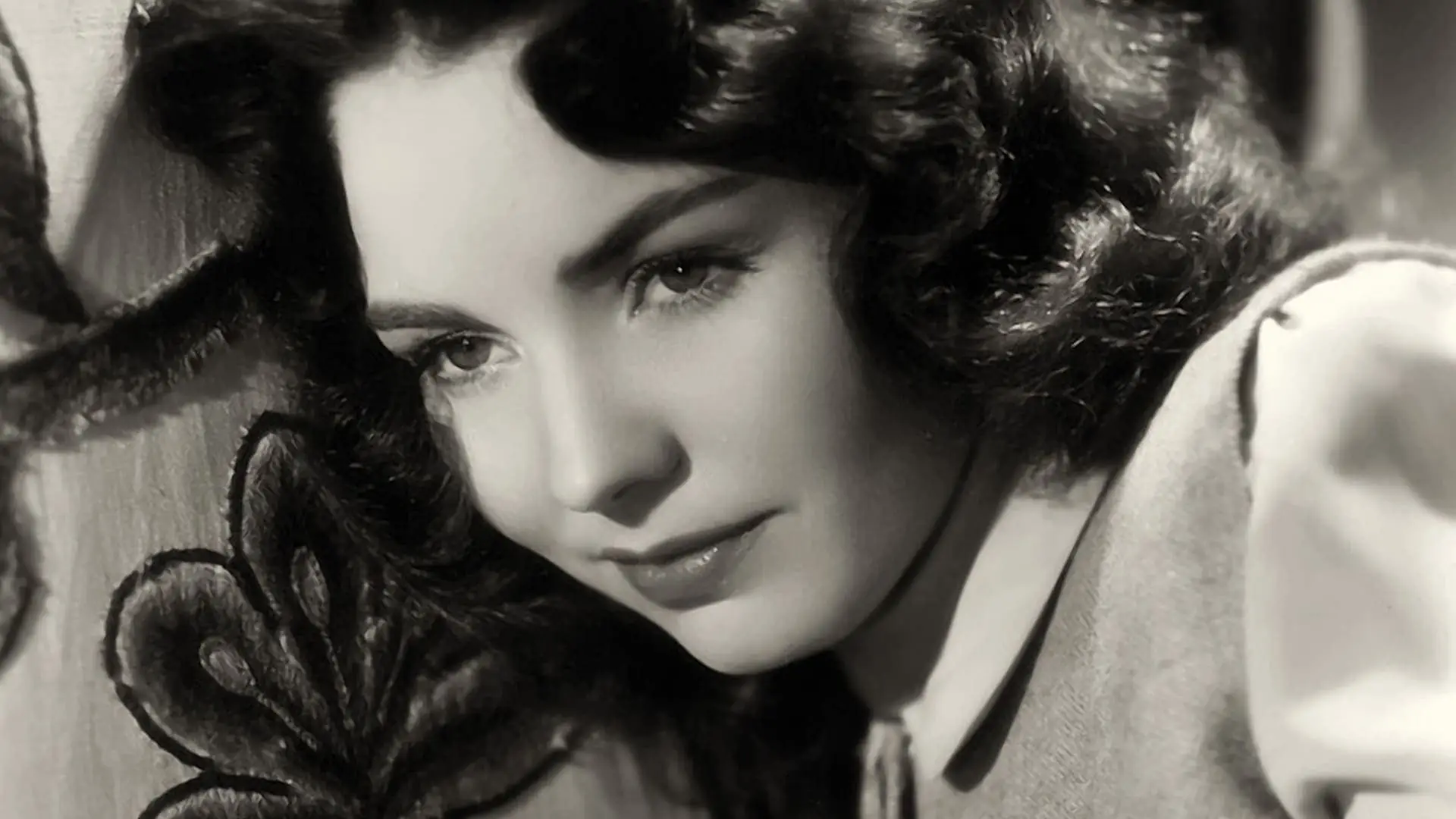 Відео до фільму Love Letters | Love Letters (1945) Original Trailer [HD]