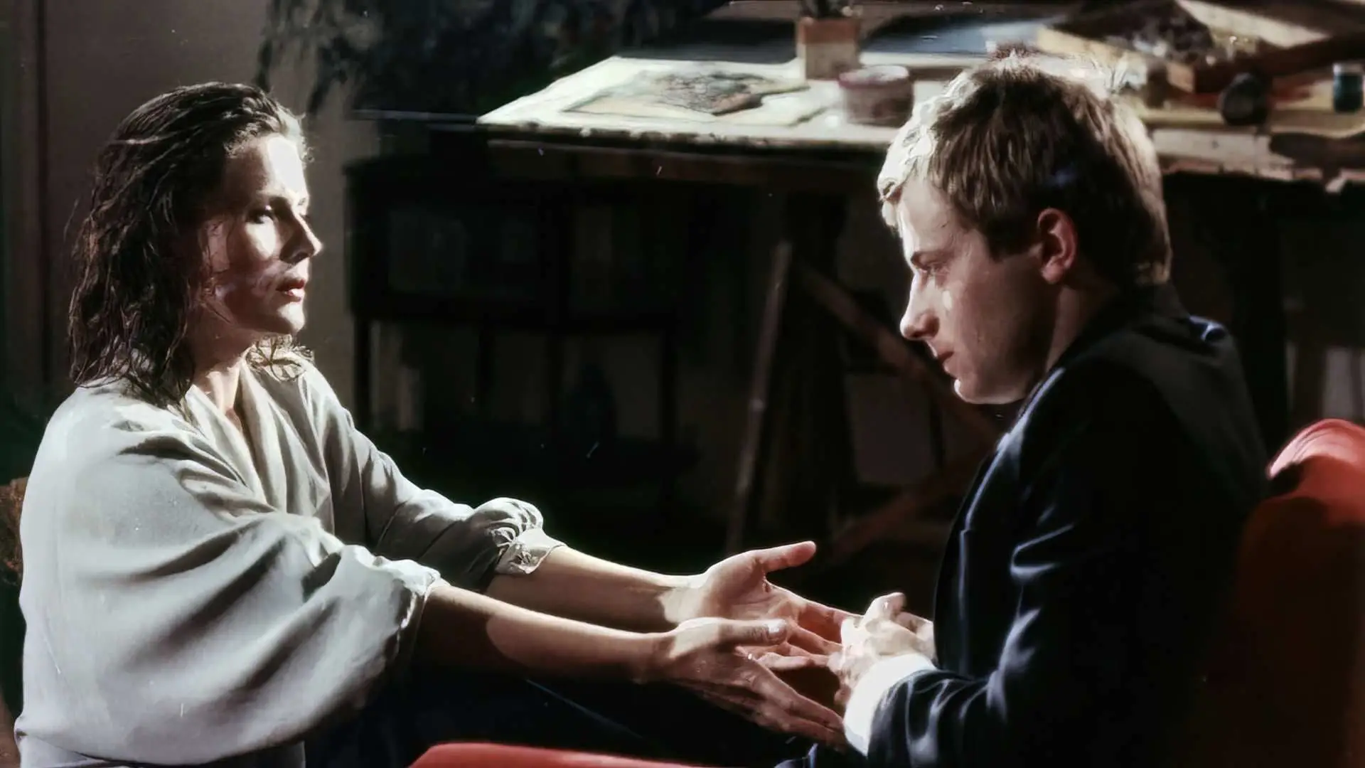 Відео до фільму Короткий фільм про кохання — A Short Film About Love 1988  Kieslowski