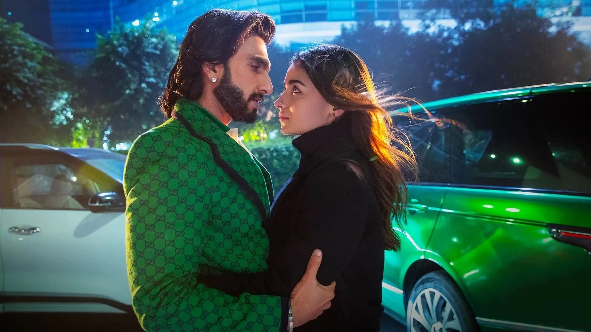 Відео до фільму रॉकी और रानी की प्रेम कहानी — Rocky Aur Rani Kii Prem Kahaani | Official Trailer