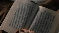 Задник до фильму"Години" #713791