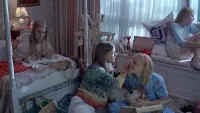 Задник до фильму"Цнотливі самогубиці" #240223