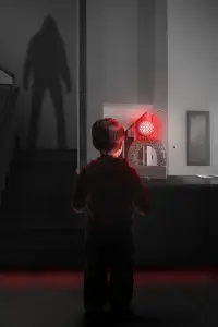 Постер до фильму"Вона слухає" #643723