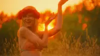 Задник до фильму"Цнотливі самогубиці" #519359