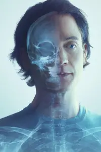 Постер до фильму"Не вмирай: Чоловік, що хоче жити вічно" #678306