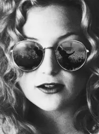 Постер до фильму"Майже знамениті" #886114