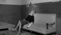 Задник до фильму"Пригода" #731364