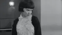 Задник до фильму"Жити своїм життям" #811276