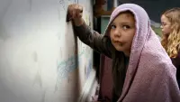 Задник до фильму"Мама" #835347
