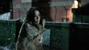 Задник до фильму"Стара жінка з ножем" #779698