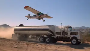 Задник до фильму"007: Ліцензія на вбивство" #651379