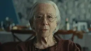 Задник до фильму"Я досі тут" #572630