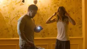 Задник до фильму"Демони Дебори Логан" #336121