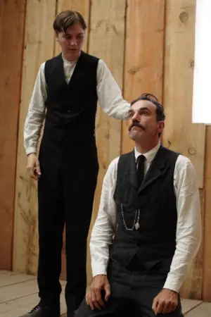 Постер до фильму"Нафта" #624192