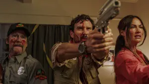 Задник до фильму"The Invisible Raptor" #807410