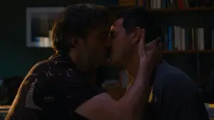 Задник до фильму"Ми всі незнайомці" #664547