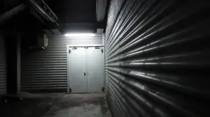 Задник до фильму"Failed Exit" #769404