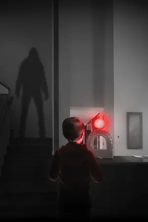 Постер до фильму"Вона слухає" #643710