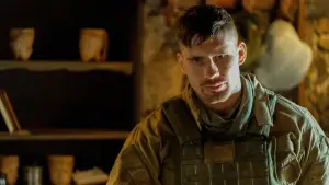 Задник до фильму"Злодії 2: Пантера" #580914