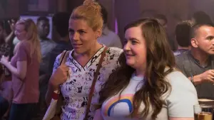 Задник до фильму"Красуня на всю голову" #334554