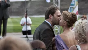 Задник до фильму"Не соромлячись" #437453