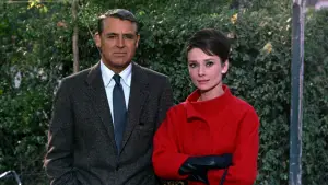 Задник до фильму"Шарада" #723023