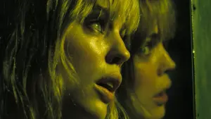 Задник до фильму"Трикутник" #375014