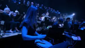 Задник до фильму"Ганс Ціммер: Концерт у Празі" #392946