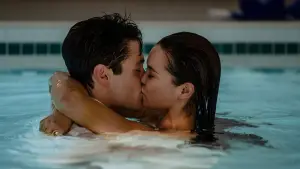 Задник до фильму"Kissing Is the Easy Part" #783281