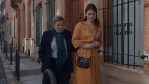 Задник до фильму"Double foyer" #757312