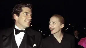 Задник до фильму"John and Carolyn: Love, Beauty and Loss" #781236