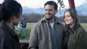 Задник до фильму"Turbulence" #795837