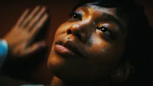 Задник до фильму"Кліпни двічі" #780314