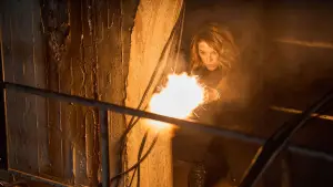 Задник до фильму"Код «Чорна канарка»" #622835