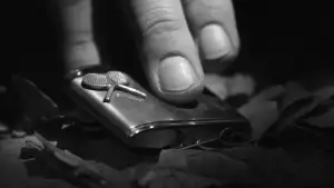 Задник до фильму"Незнайомці в потягу" #801732